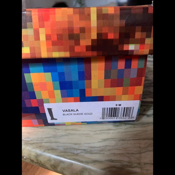 jeffrey campbell vasala